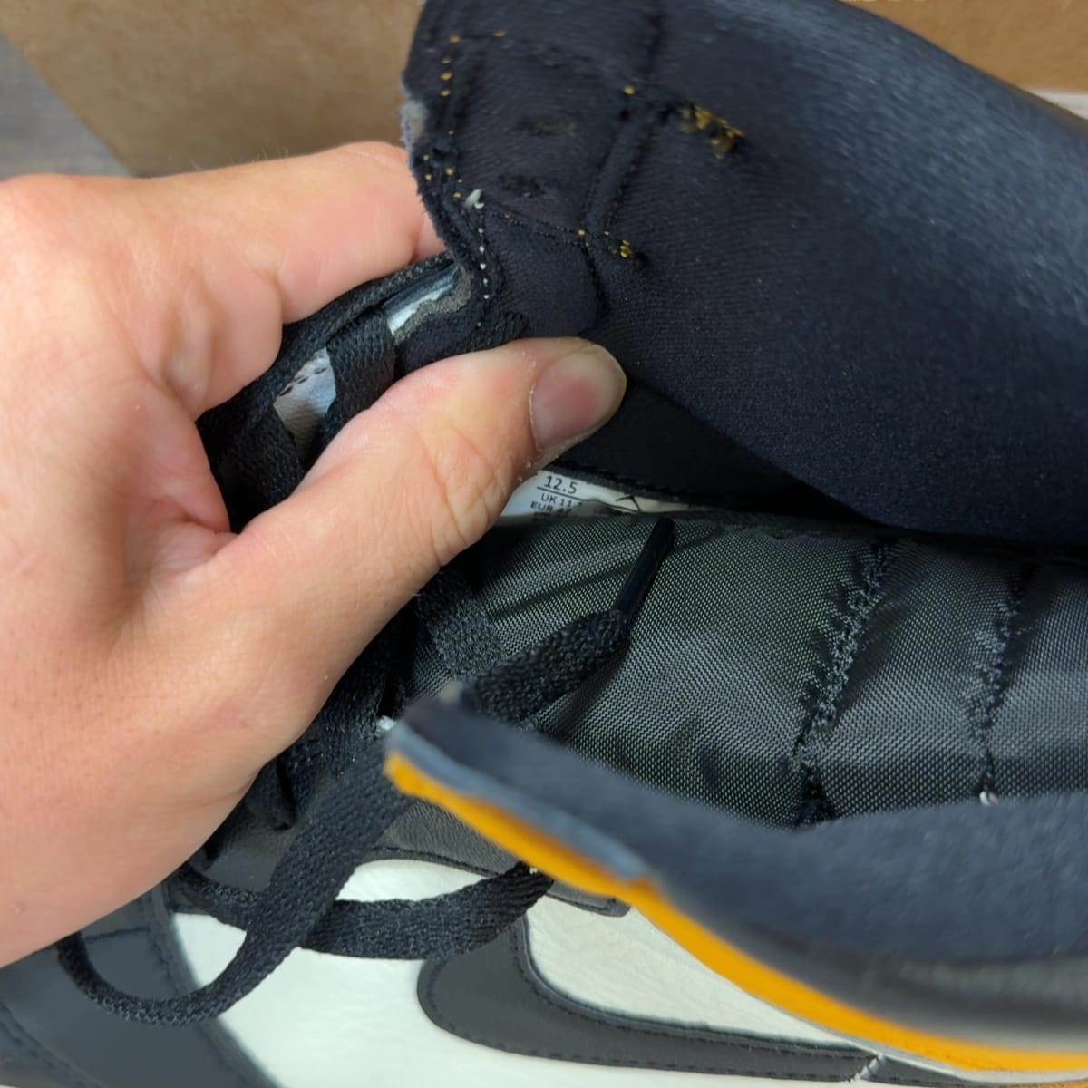 Jordan 1 Retro High OG Taxi Size 12.5 (Pre-Owned) - aux