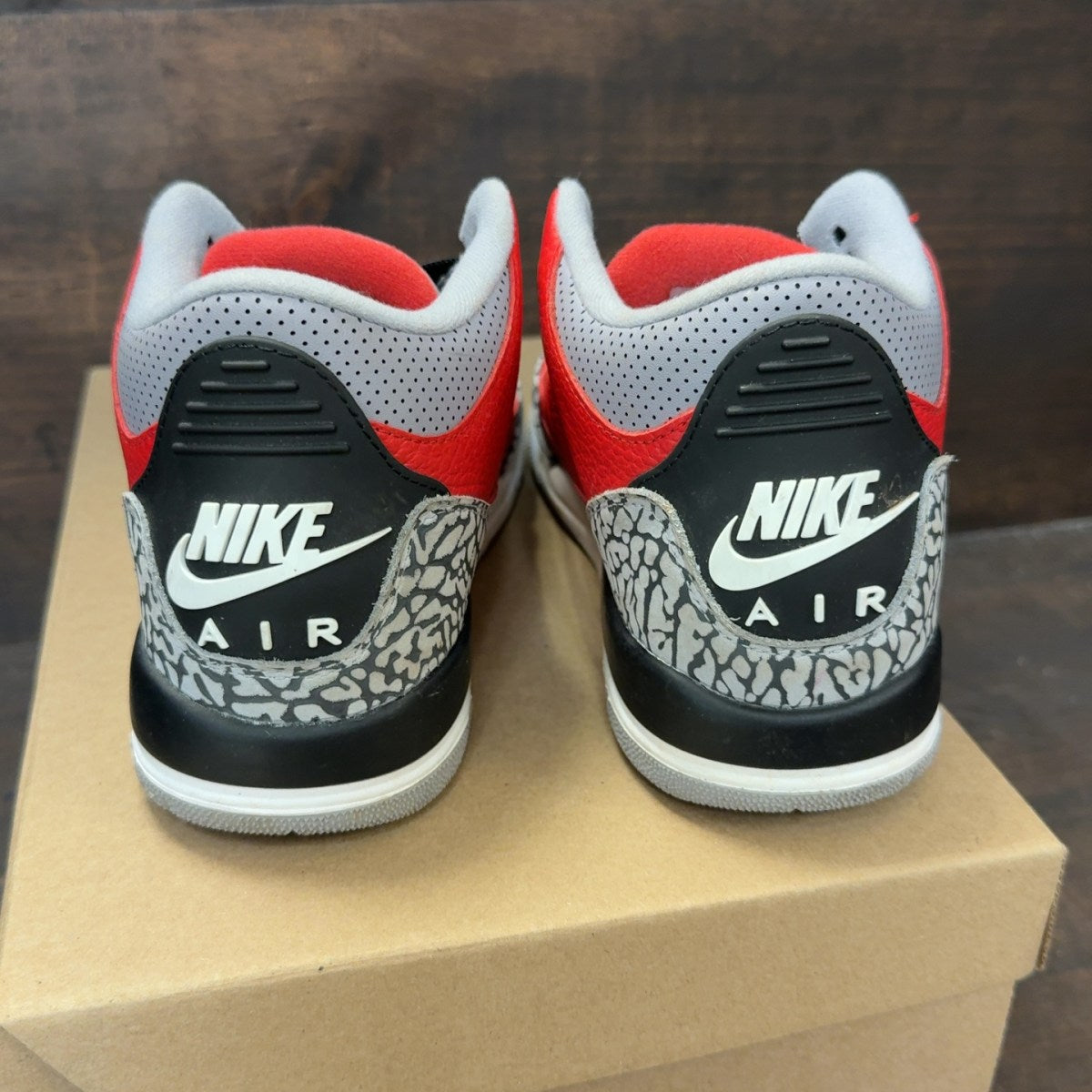 Jordan 3 Retro SE Fire Red (GS) Size 5.5Y (Pre-Owned) - Image 5