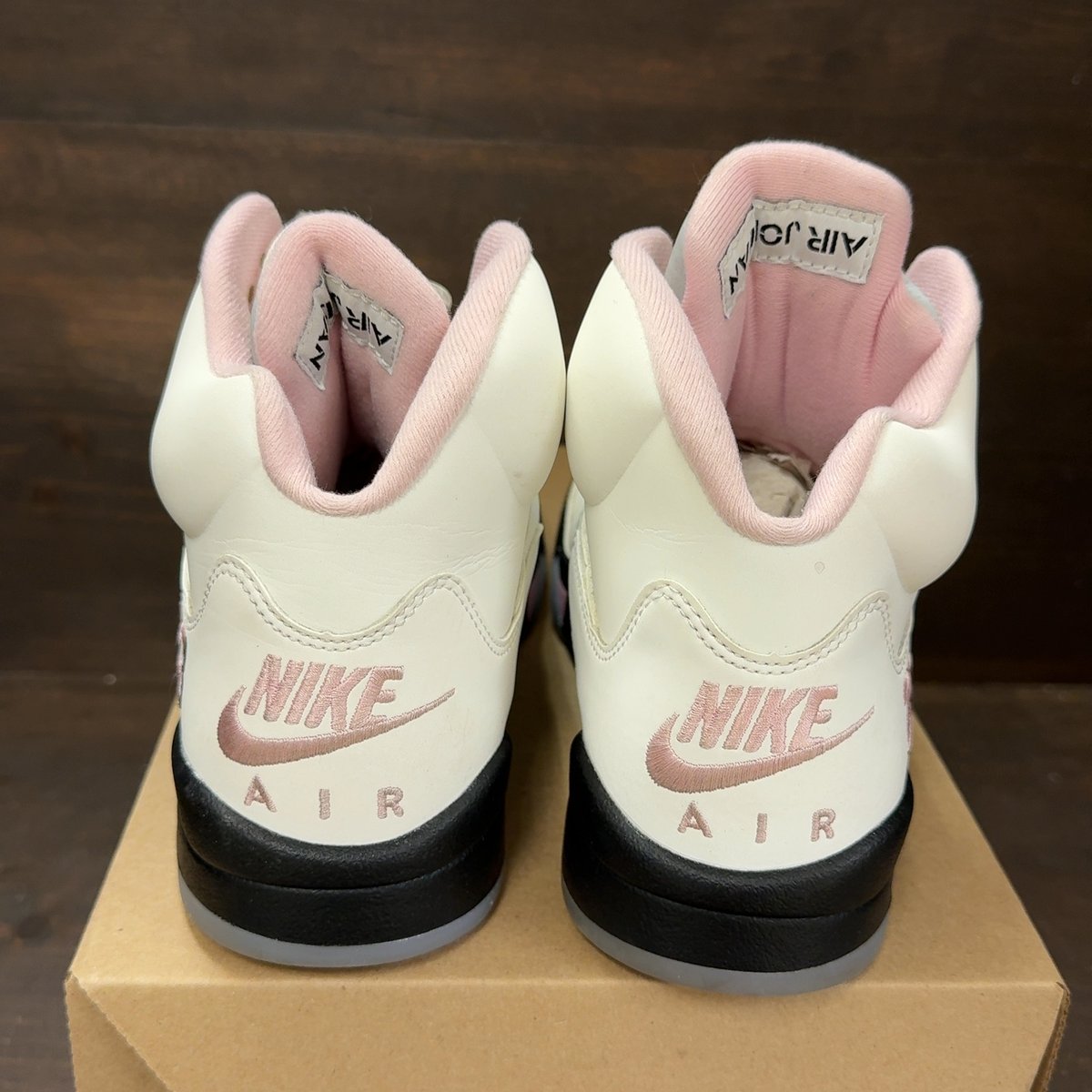Jordan 5 Retro Medium Soft Pink Size 7.5 (Pre-Owned) - aux