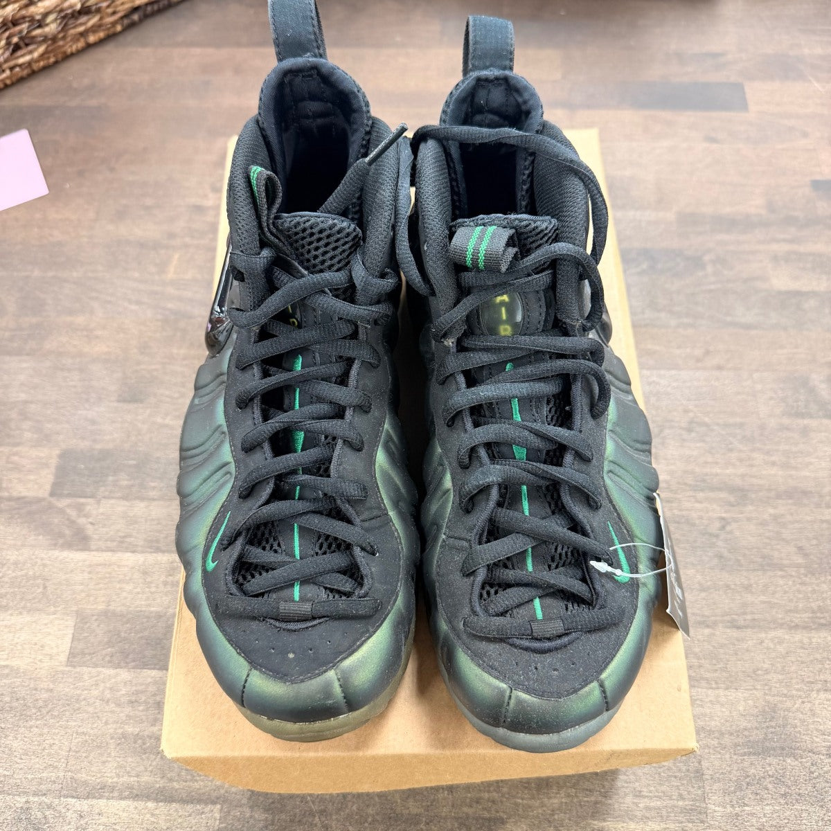 Nike Air Foamposite Pro Pine Green Size 8 (Pre-Owned) - Image 2