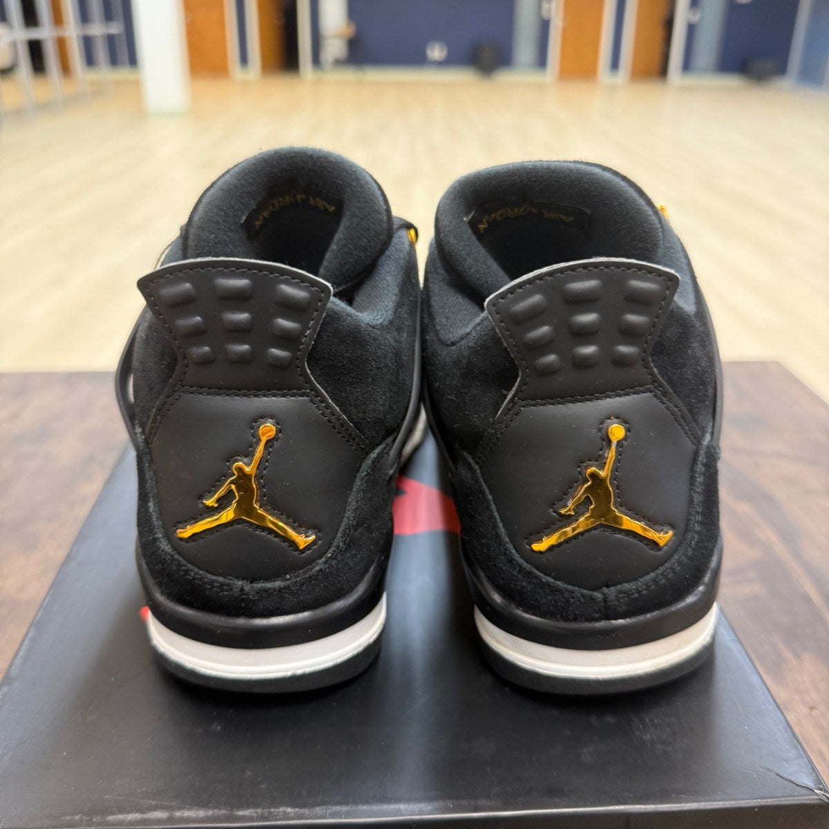 Jordan 4 Retro Royalty - Image 6