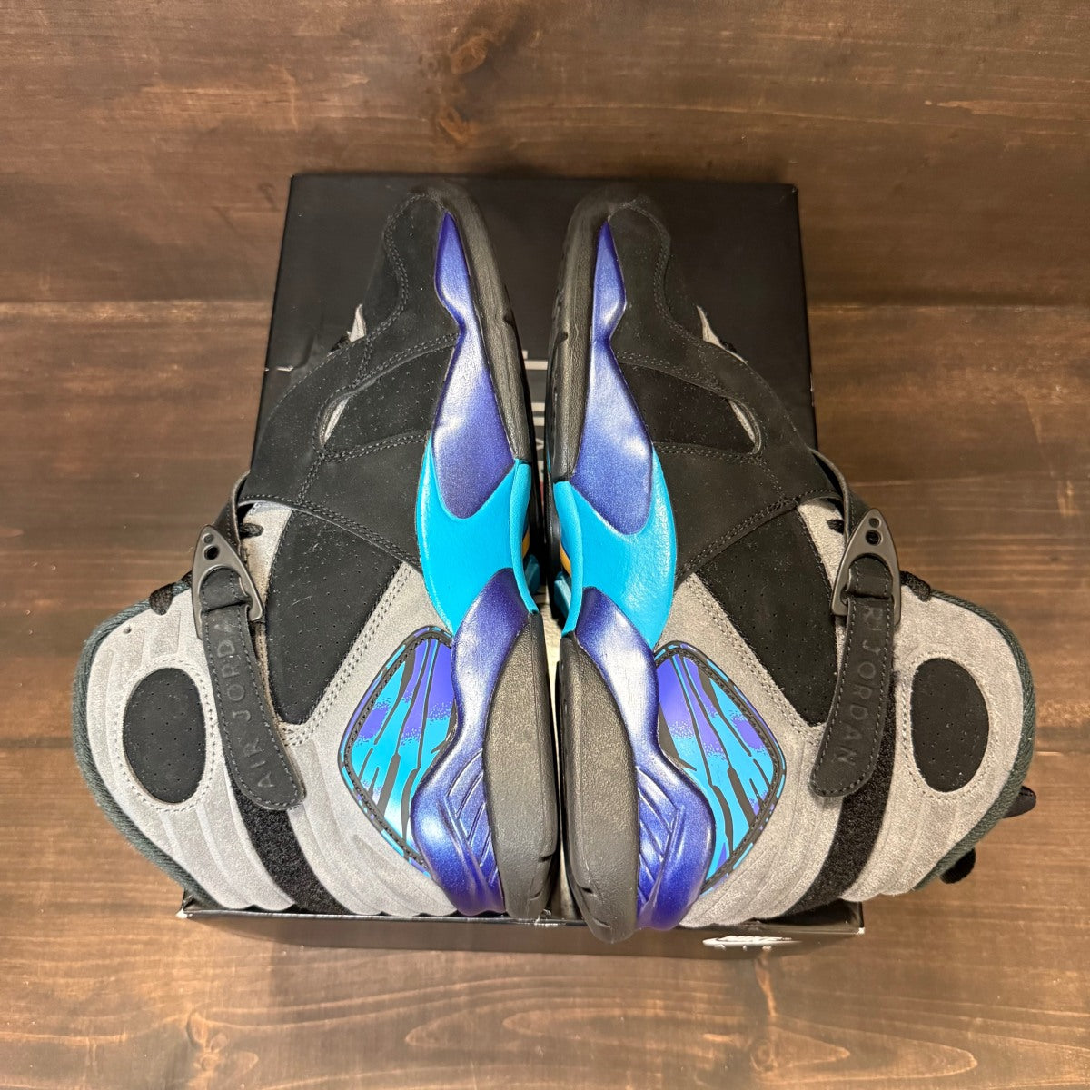 Jordan 8 Retro Aqua (2025) - Image 4