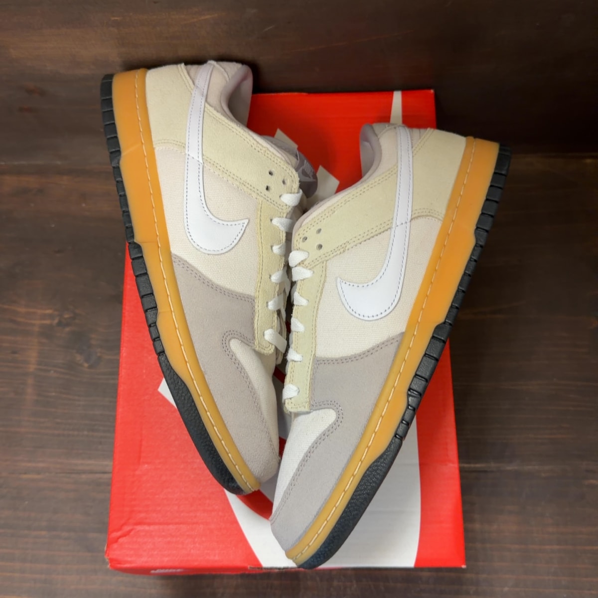 Nike Dunk Low Suede & Canvas Size 10 (Pre-Owned) - Image 2