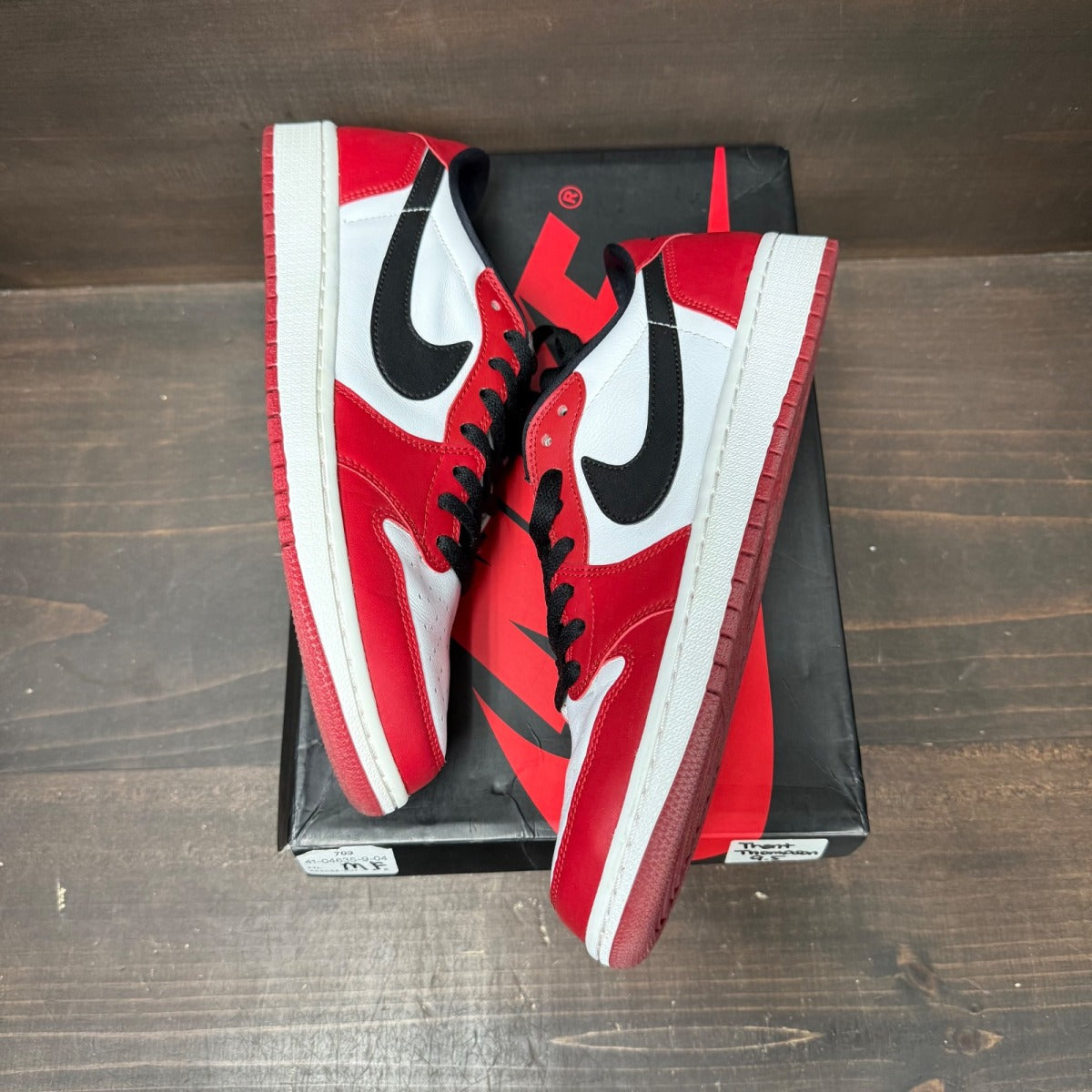 Jordan 1 Retro Low Chicago (2016) - Image 4