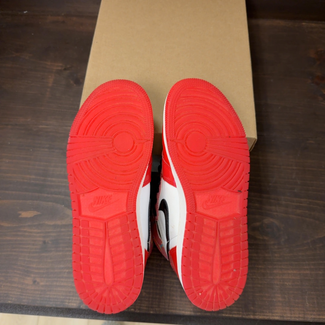 Jordan 1 Retro High OG Spider-Man Across the Spider-Verse (GS) Size 5Y (Pre-Owned) - Image 6