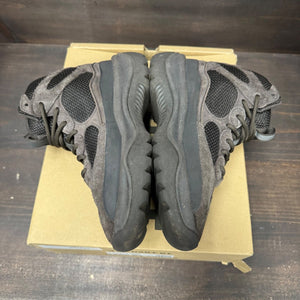 adidas Yeezy Desert Boot Oil Size 9.5 (Pre-Owned) - tag