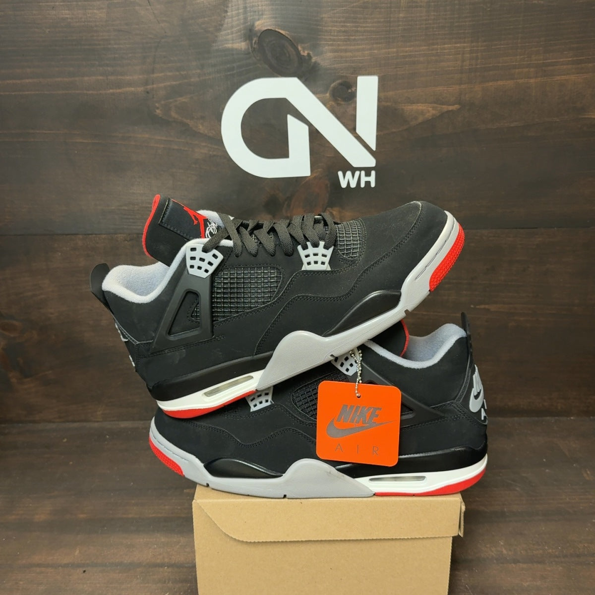 Jordan 4 Retro Bred (2019) Size 11 (Pre-Owned) - Image 1