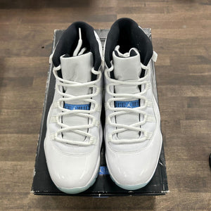 Jordan 11 Retro Legend Blue (2014) Size 9 (Pre-Owned) - Image 2