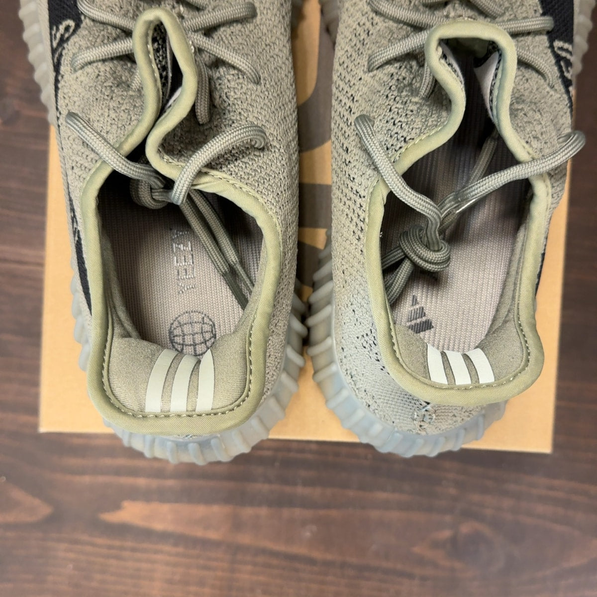 adidas Yeezy Boost 350 V2 Granite - Image 6