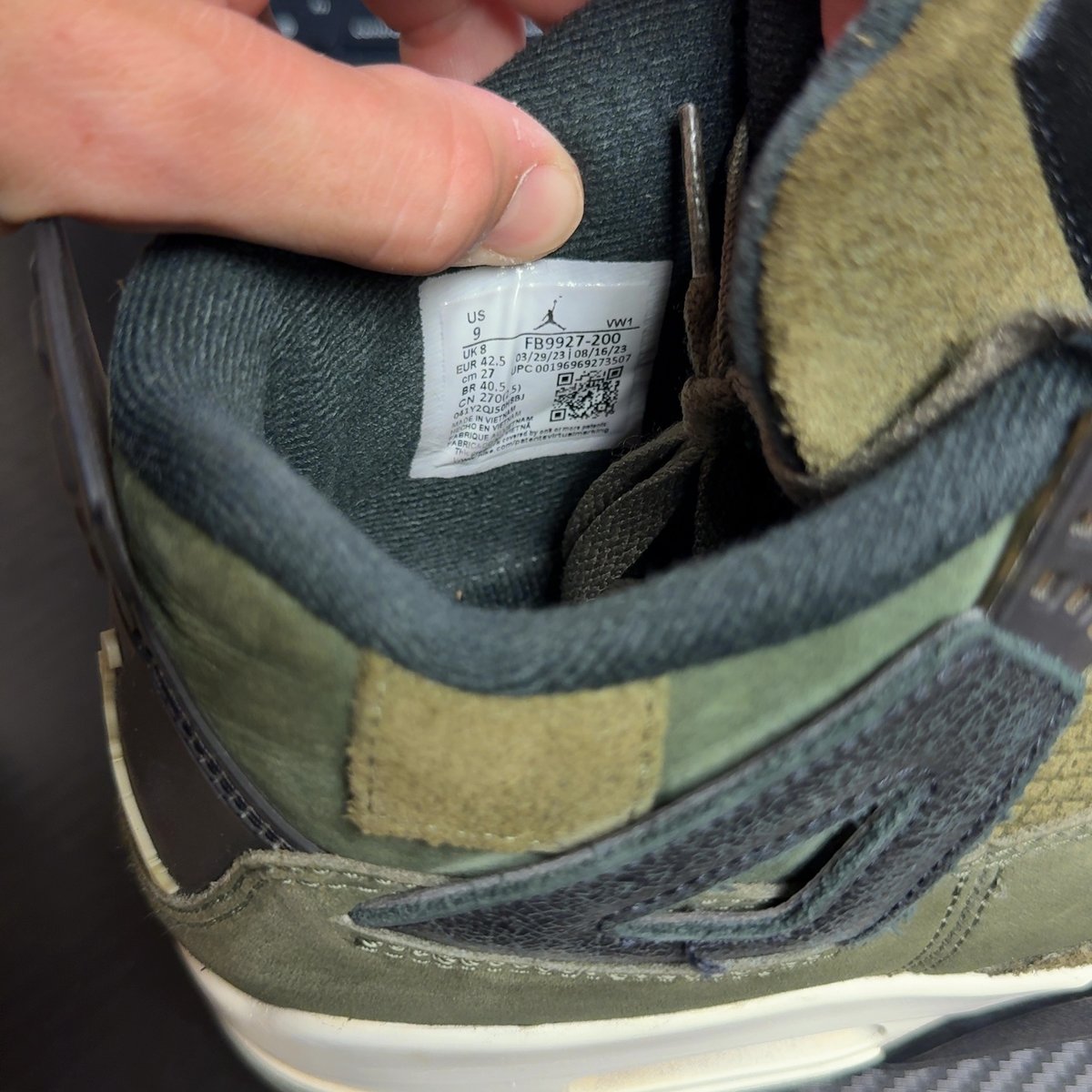Jordan 4 Retro SE Craft Medium Olive Size 9 (Pre-Owned) - front