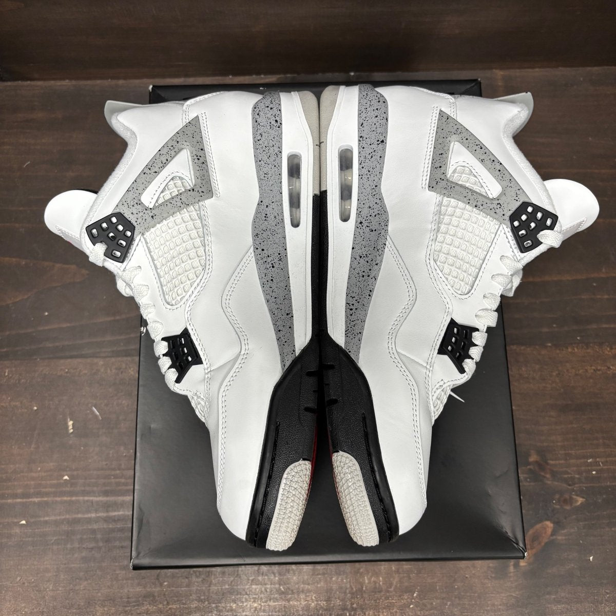 Jordan 4 Retro White Cement (2025) Size 10 (Pre-Owned) - tag