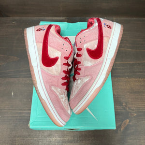 Nike SB Dunk Low StrangeLove Skateboards - Image 2