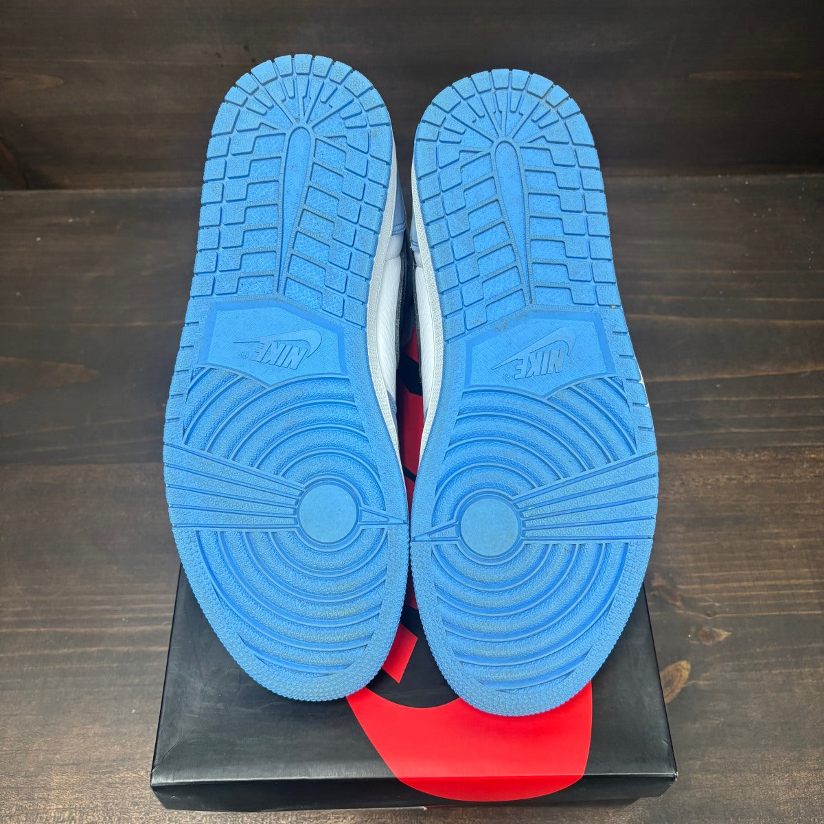 Jordan 1 Retro High OG University Blue - Image 8