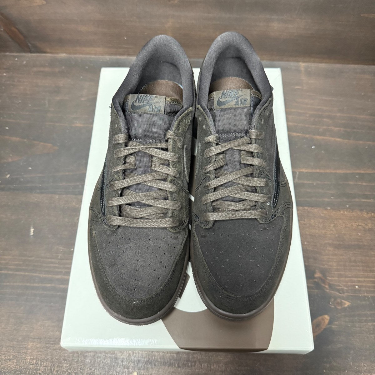 Jordan 1 Retro Low OG SP Travis Scott Velvet Brown - Image 3