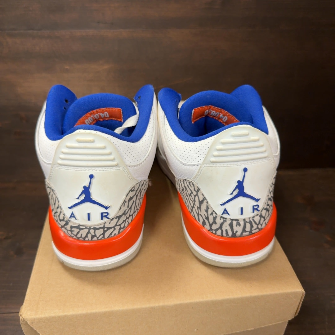 Jordan 3 Retro Knicks Size 7.5 (Pre-Owned) - Image 5