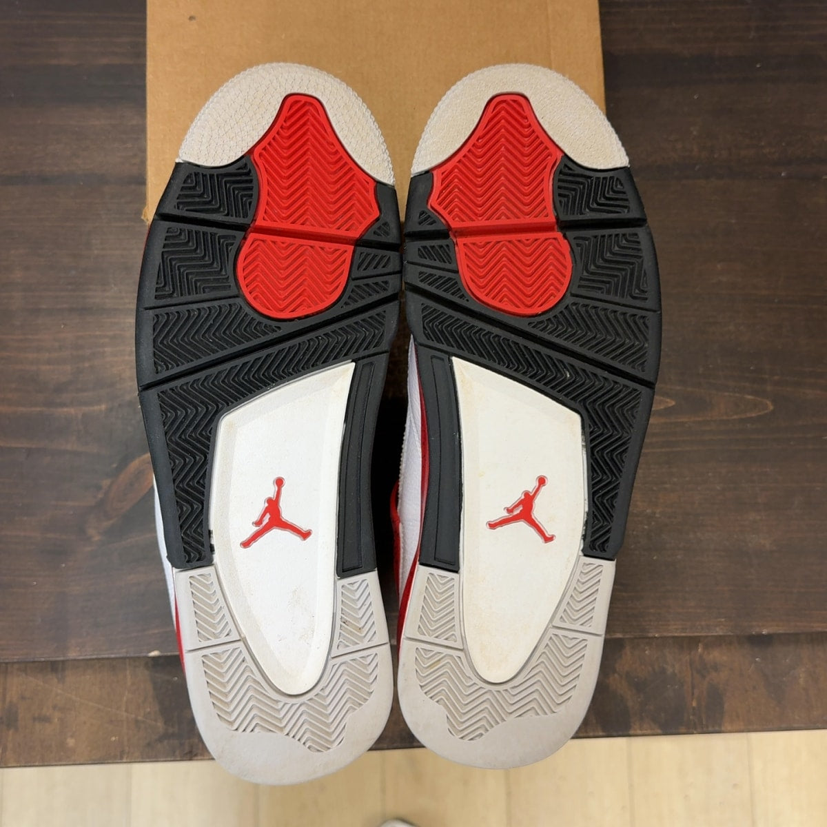 Jordan 4 Retro Red Cement Size 12 (Pre-Owned) - Image 7