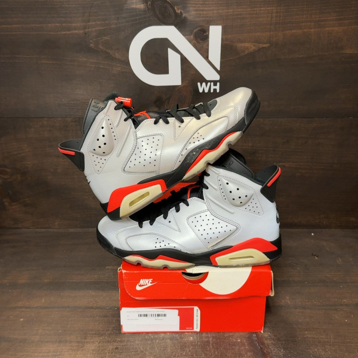 Jordan 6 Retro Reflections of a Champion Size 10 (Pre-Owned) - Image 1