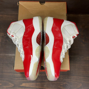 Jordan 11 Retro Cherry (2022) Size 9 (Pre-Owned) - Image 4