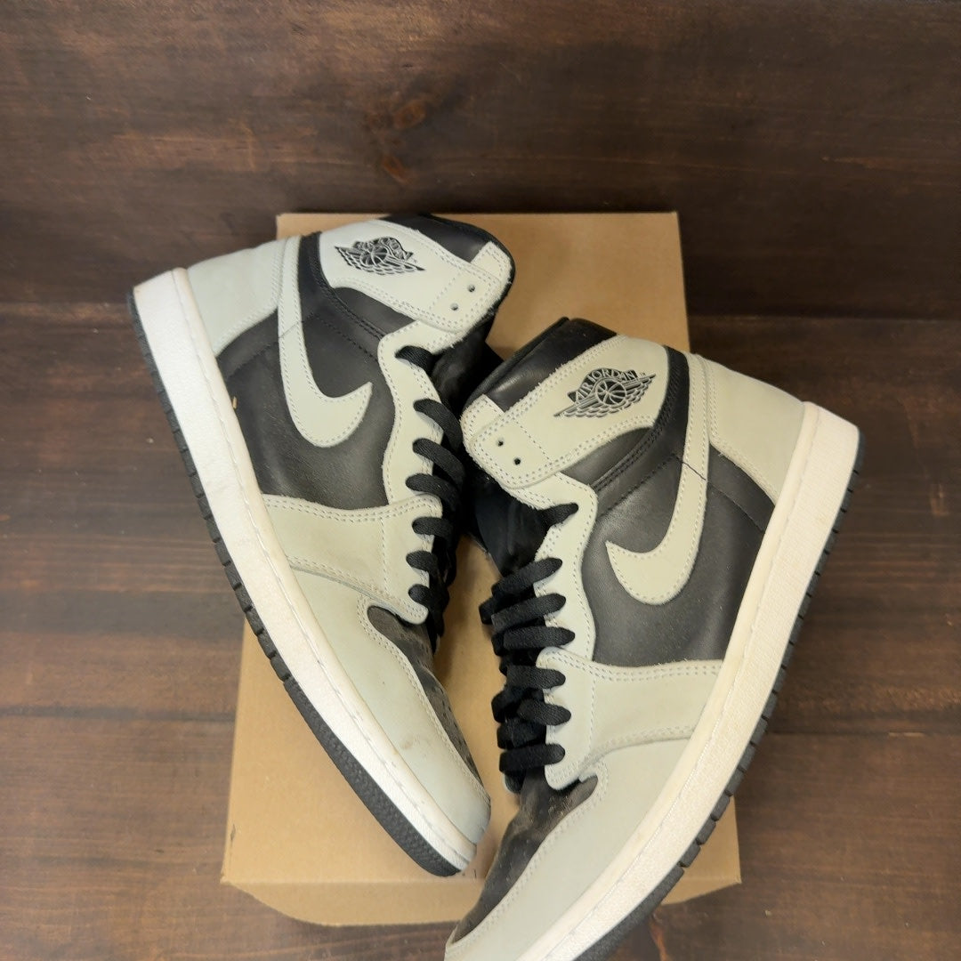 Jordan 1 Retro High Shadow 2.0 Size 11 (Pre-Owned) - Image 2