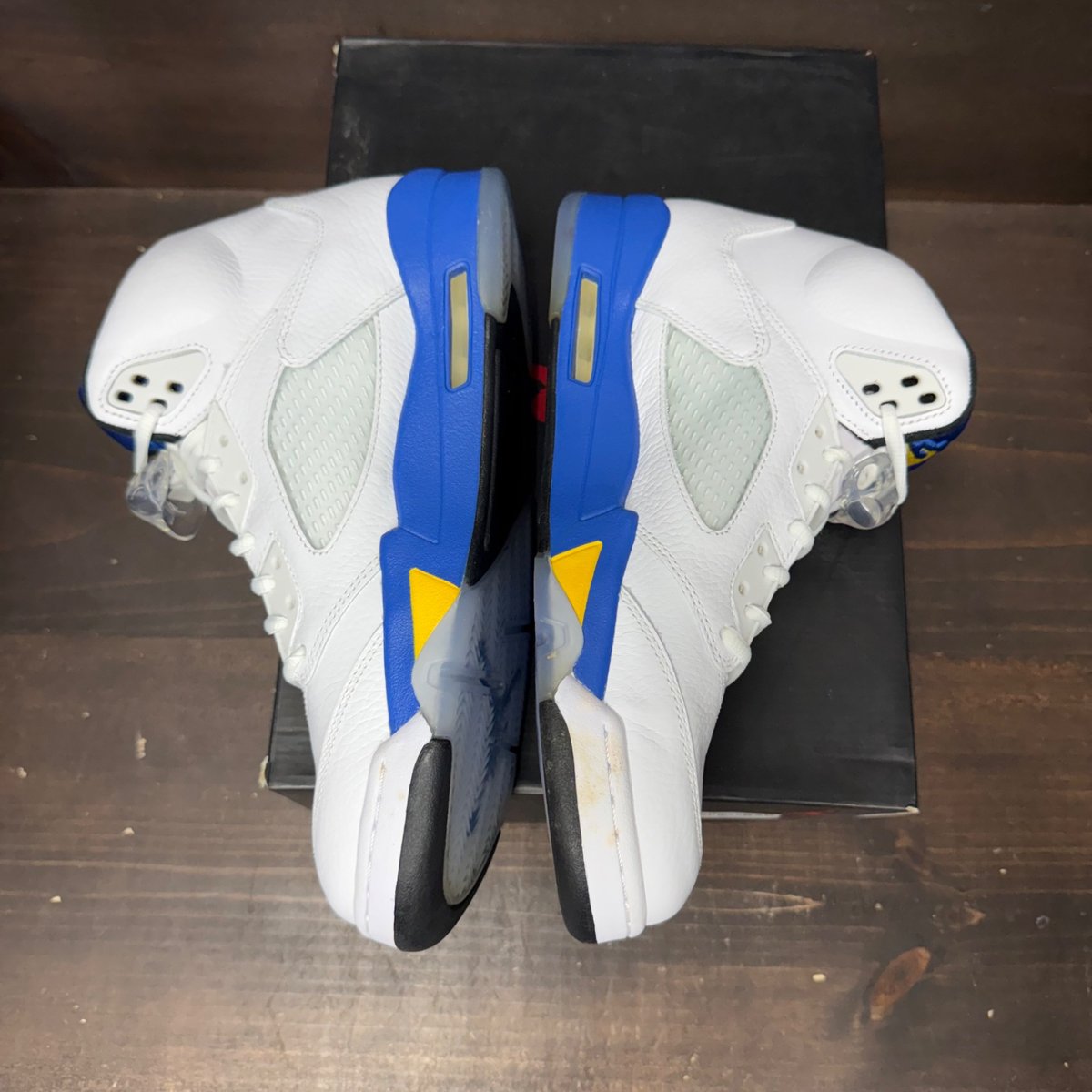 Jordan 5 Retro Laney (2013) Size 10.5 - side