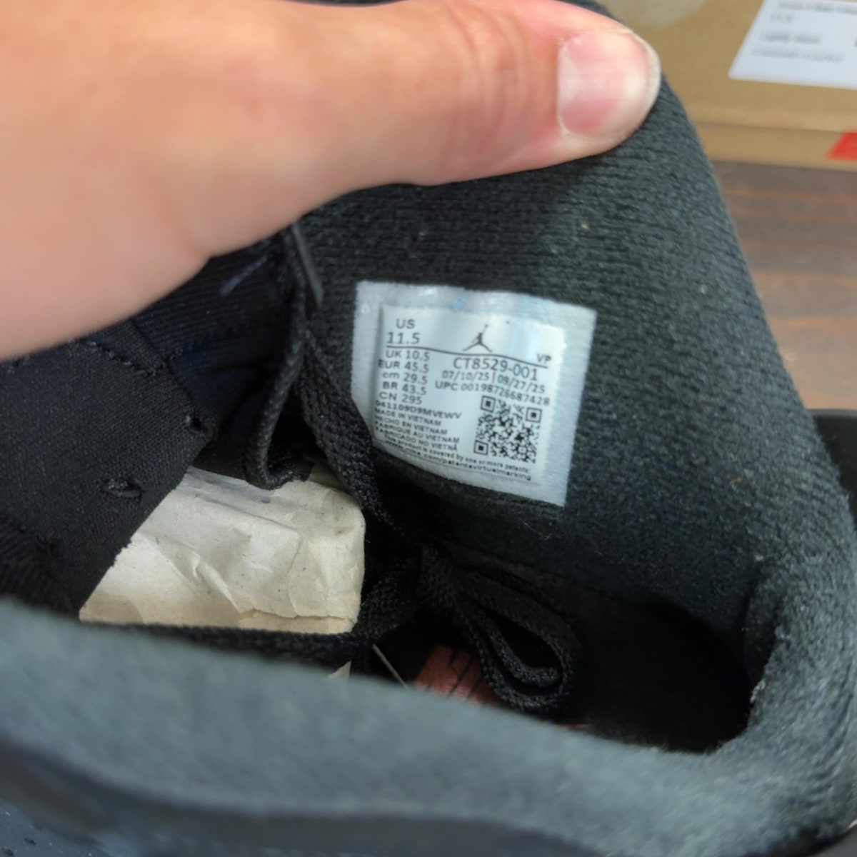 Jordan 6 Retro Infrared Salesman - Image 7