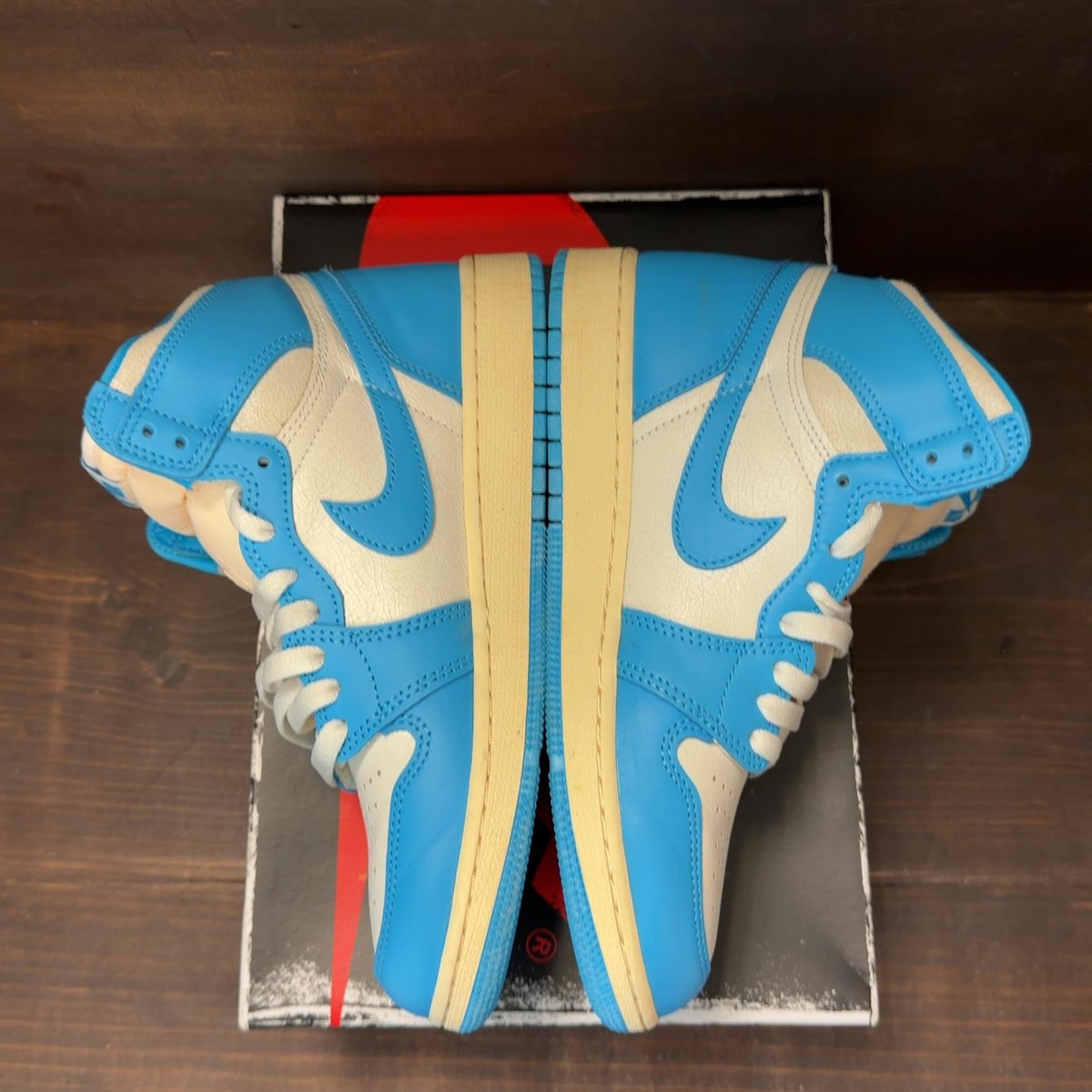 Jordan 1 Retro High OG UNC Reimagined (GS) Size 7Y (Pre-Owned) - aux