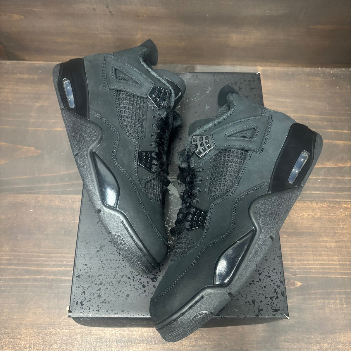 Jordan 4 Retro Black Cat (2025) Size 10.5 (Pre-Owned)