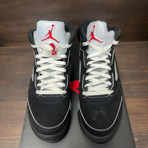 Jordan 5 Retro OG Black Metallic Reimagined Size 9.5 (Pre-Owned)
