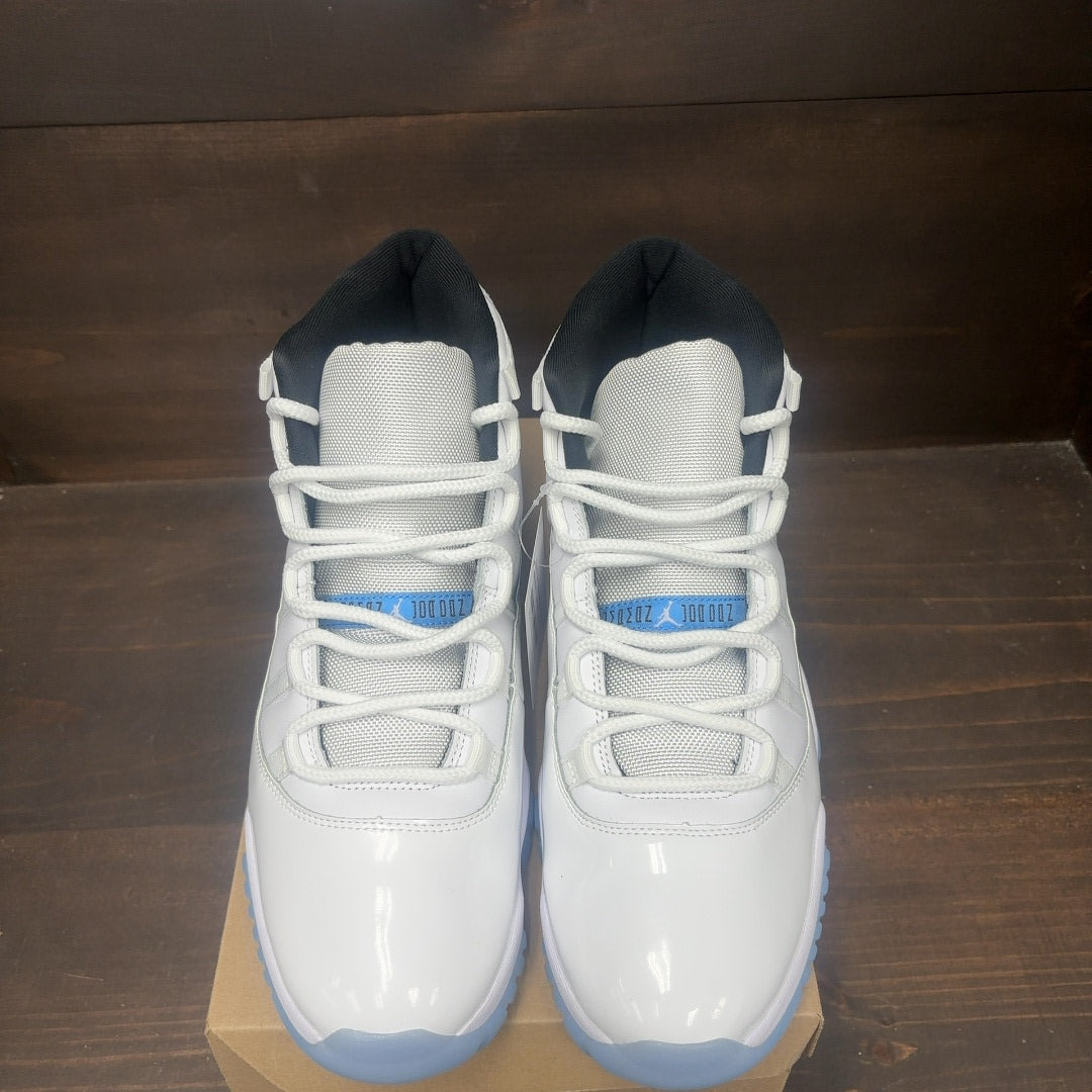 Jordan 11 Retro Legend Blue (2024) Size 13 (Pre-Owned) - Image 3