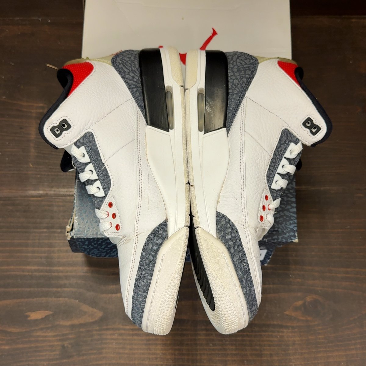 Jordan 3 Retro SE Fire Red Denim (2020) Size 10.5 (Pre-Owned) - aux