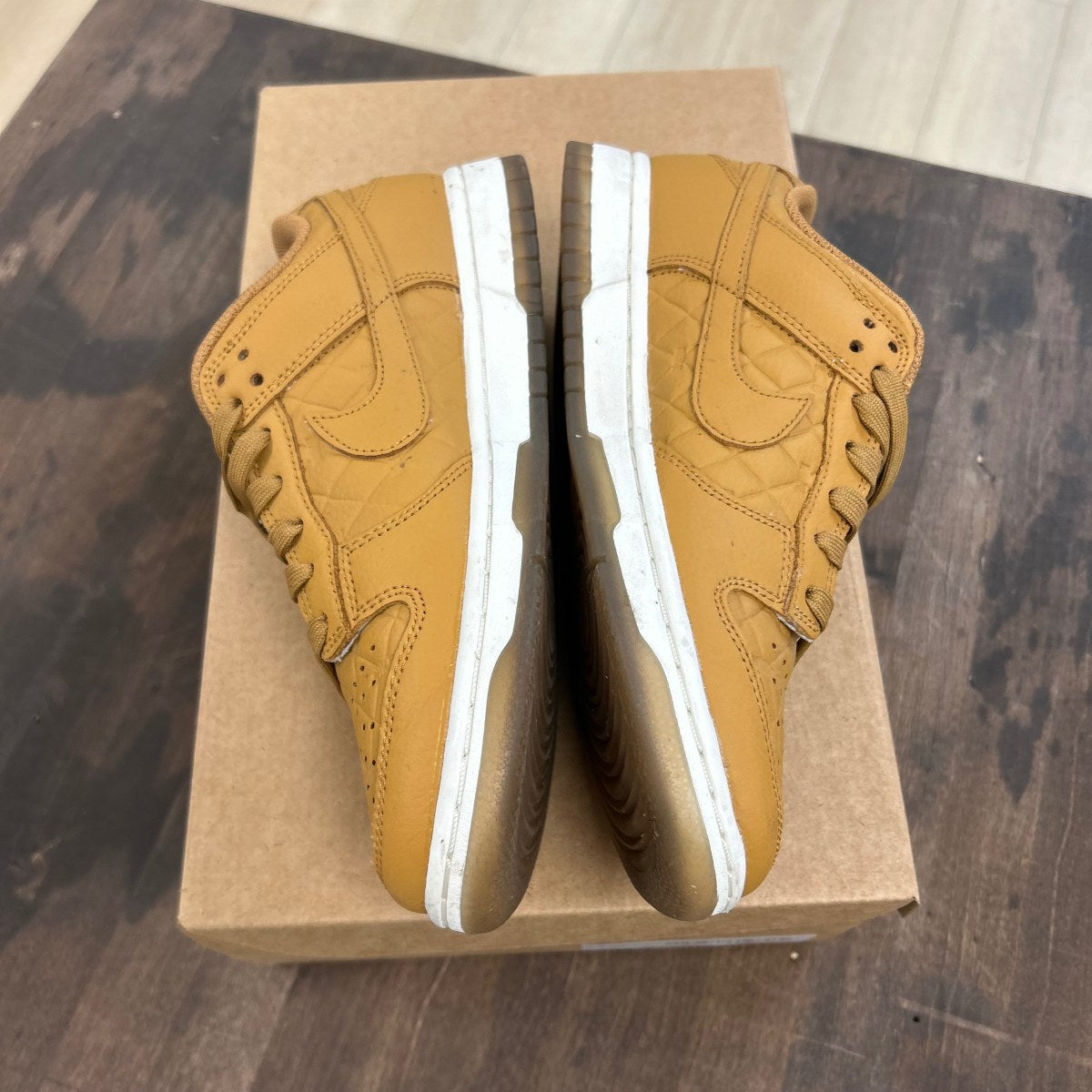 Nike Dunk Low Quilted Wheat (Women's) Size 7W (Pre-Owned) - Image 3