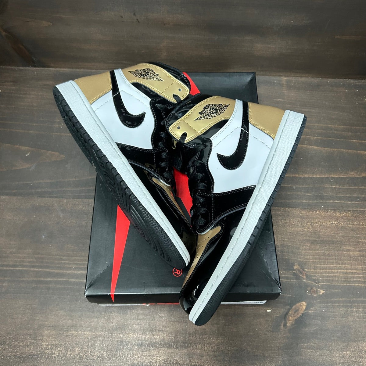 Jordan 1 Retro High NRG Patent Gold Toe - Image 2