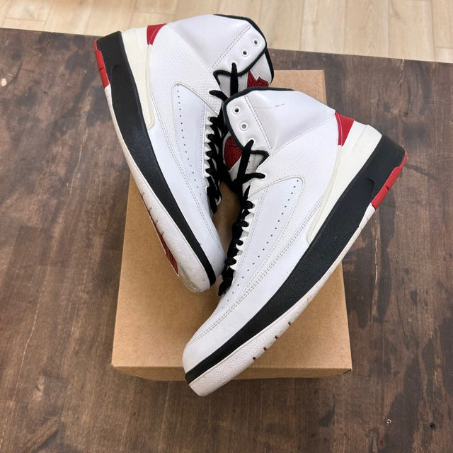 Jordan 2 Retro OG Chicago (2022) Size 11 (Pre-Owned) - Image 1