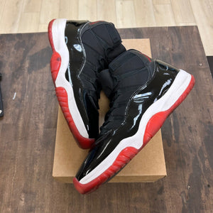 Jordan 11 Retro Playoffs Bred (2019) Size 13 (Pre-Owned) - Image 1