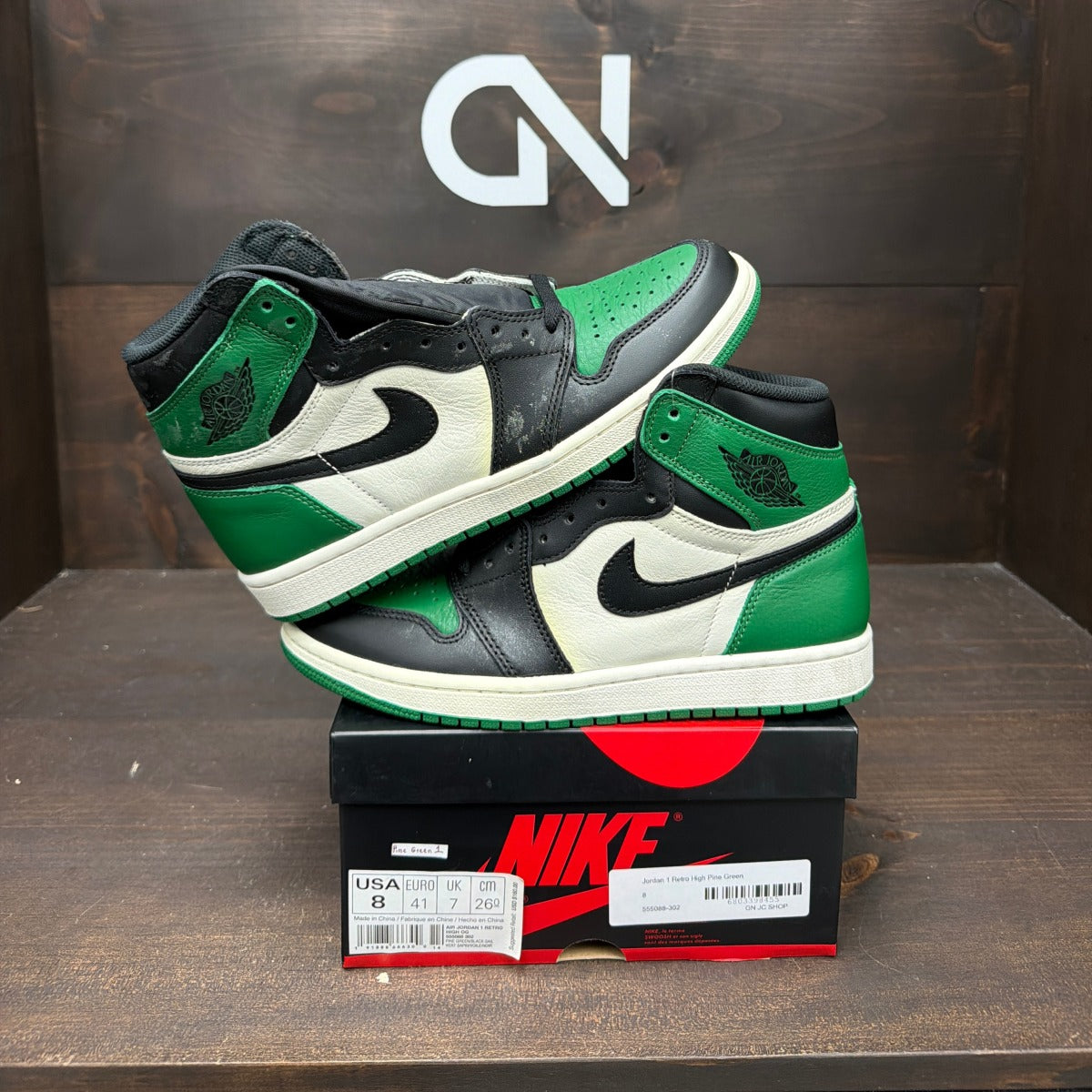 Jordan 1 Retro High Pine Green Size 8