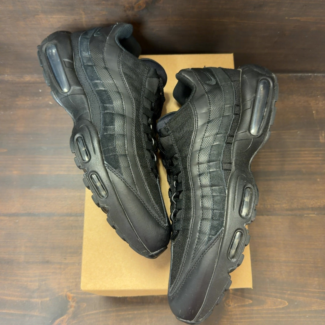 Nike Air Max 95 Essential Triple Black Size 14 (Pre-Owned) - Image 2