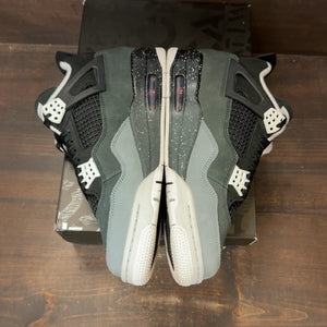 Jordan 4 Retro Fear (2024) Size 8.5 (Pre-Owned) - aux