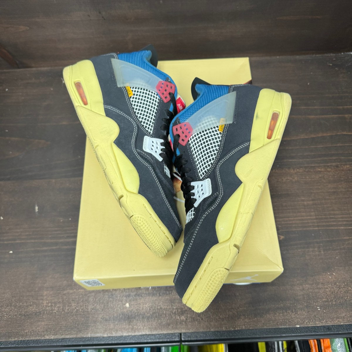 Jordan 4 Retro Union Off Noir - Image 2