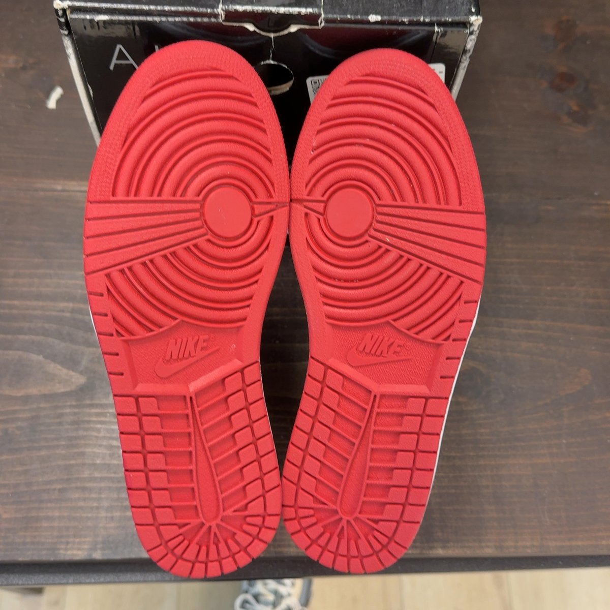 Jordan Beginning Moments Pack 1/1 Size 8.5 - aux