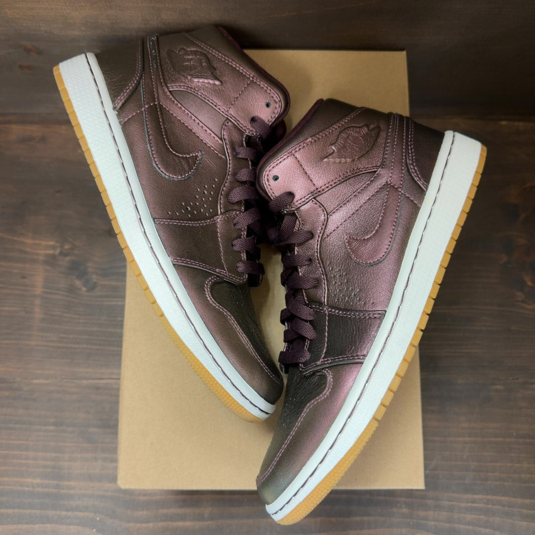 Jordan 1 Mid Nouveau Deep Burgundy Gum Size 9.5 (Pre-Owned) - Image 2