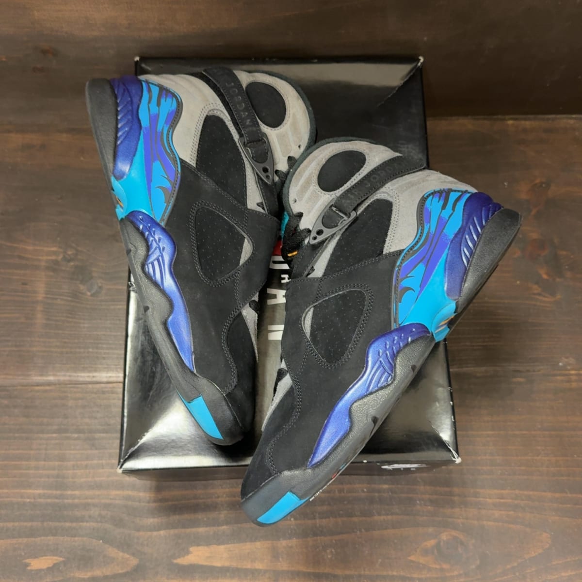 Jordan 8 Retro Aqua (2025) Size 10 (Pre-Owned) - back