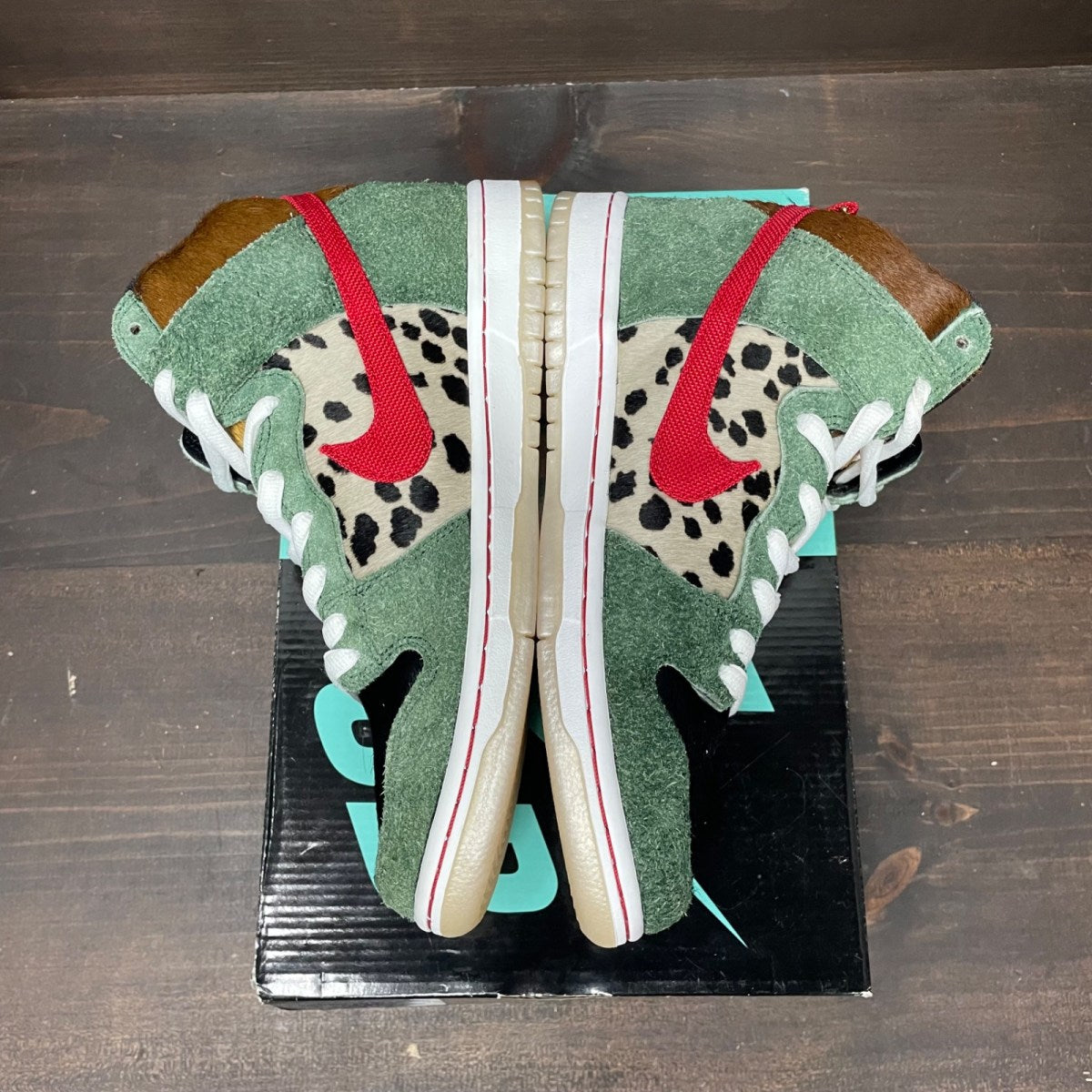 Nike SB Dunk High Dog Walker - Image 3