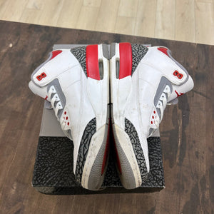 Jordan 3 Retro Fire Red (2022) Size 12 (Pre-Owned) - Image 3