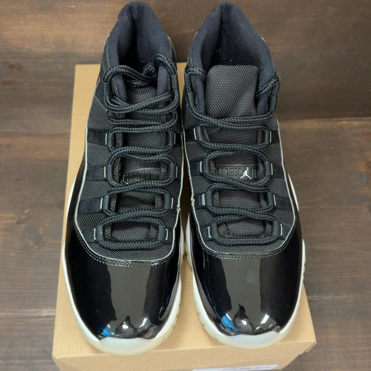 Jordan 11 Retro Jubilee 25th Anniversary Size 10 (Pre-Owned) - Image 3
