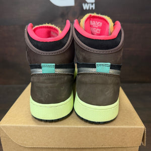 Jordan 1 Retro High Tokyo Bio Hack (GS) Size 7Y (Pre-Owned) - Image 4