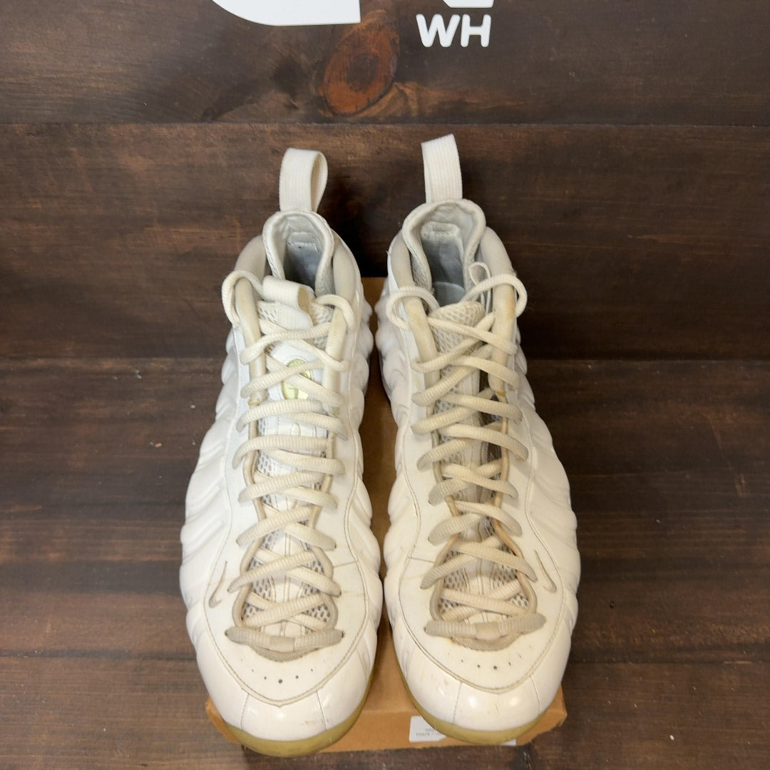 Nike Air Foamposite One White Out Size 13 (Pre-Owned) - Image 3