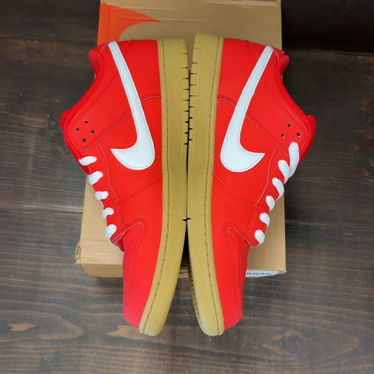 Nike SB Dunk Low University Red Gum Size 13 (Pre-Owned) - aux