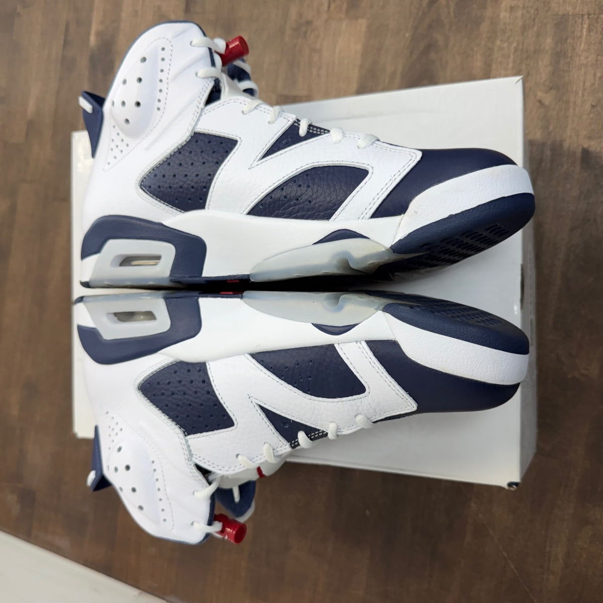 Jordan 6 Retro Olympic (2024) - Image 5