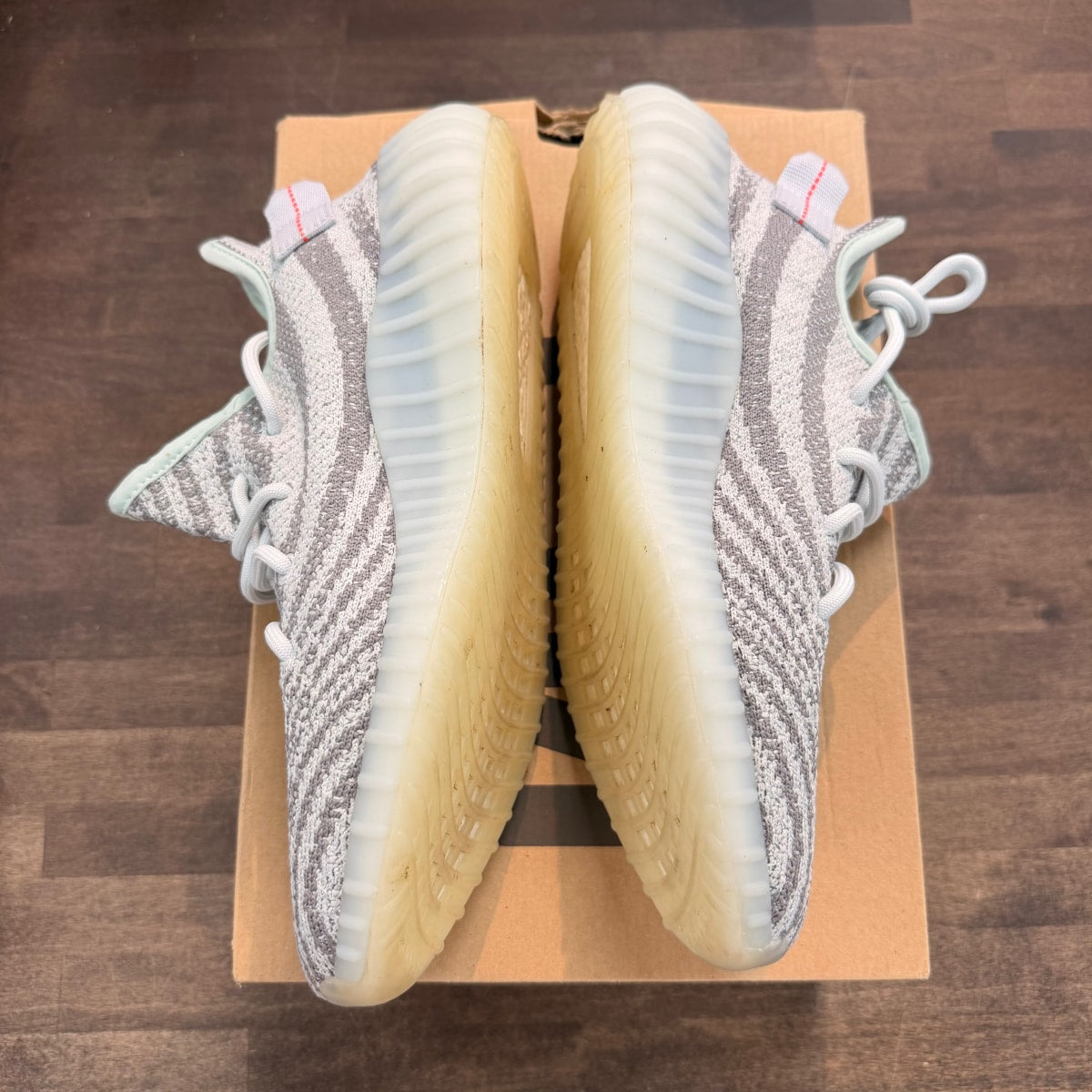adidas Yeezy Boost 350 V2 Blue Tint Size 9 (Pre-Owned) - Image 3