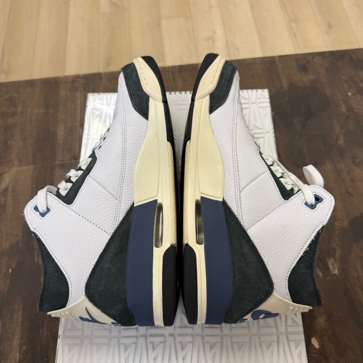 Jordan 3 Retro OG SP A Ma Maniére Diffused Blue Diffused Blue - Image 4